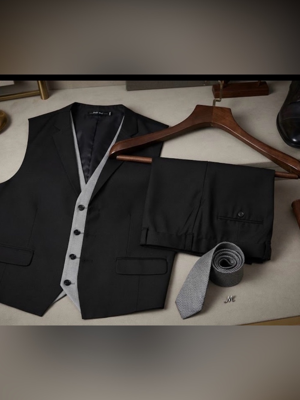Mage Male Men's 3XL Black Suit Vest, Pants, and Tie Set